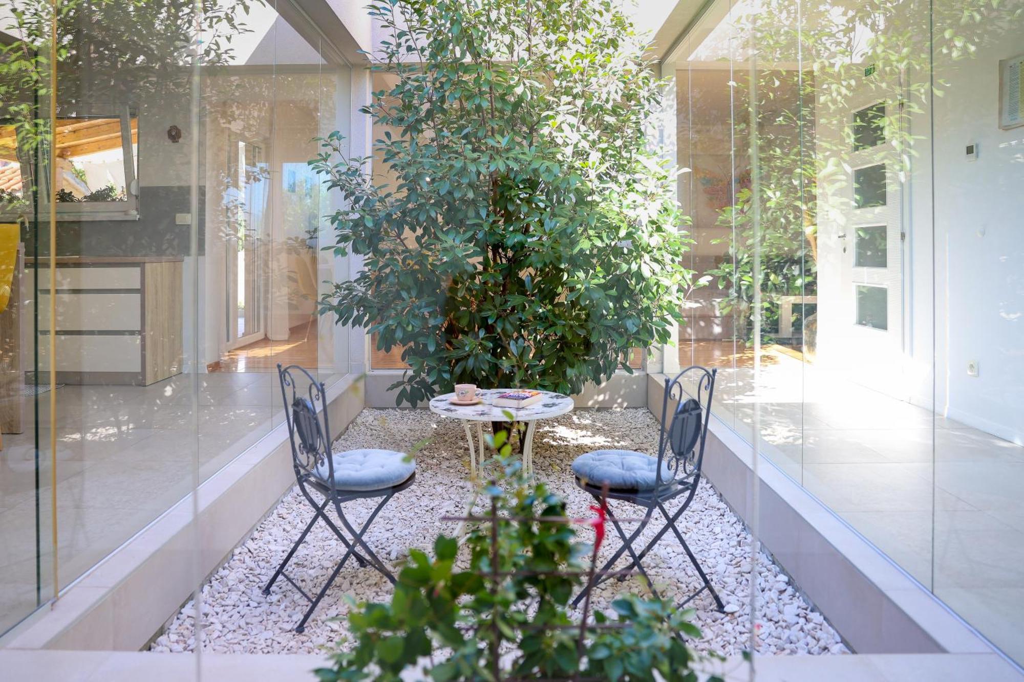 Life - New And Luxury Holiday House Kaštela Eksteriør billede